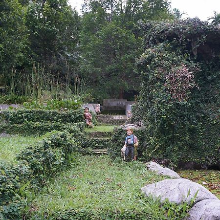 Smallville Resort Ranong Bagian luar foto