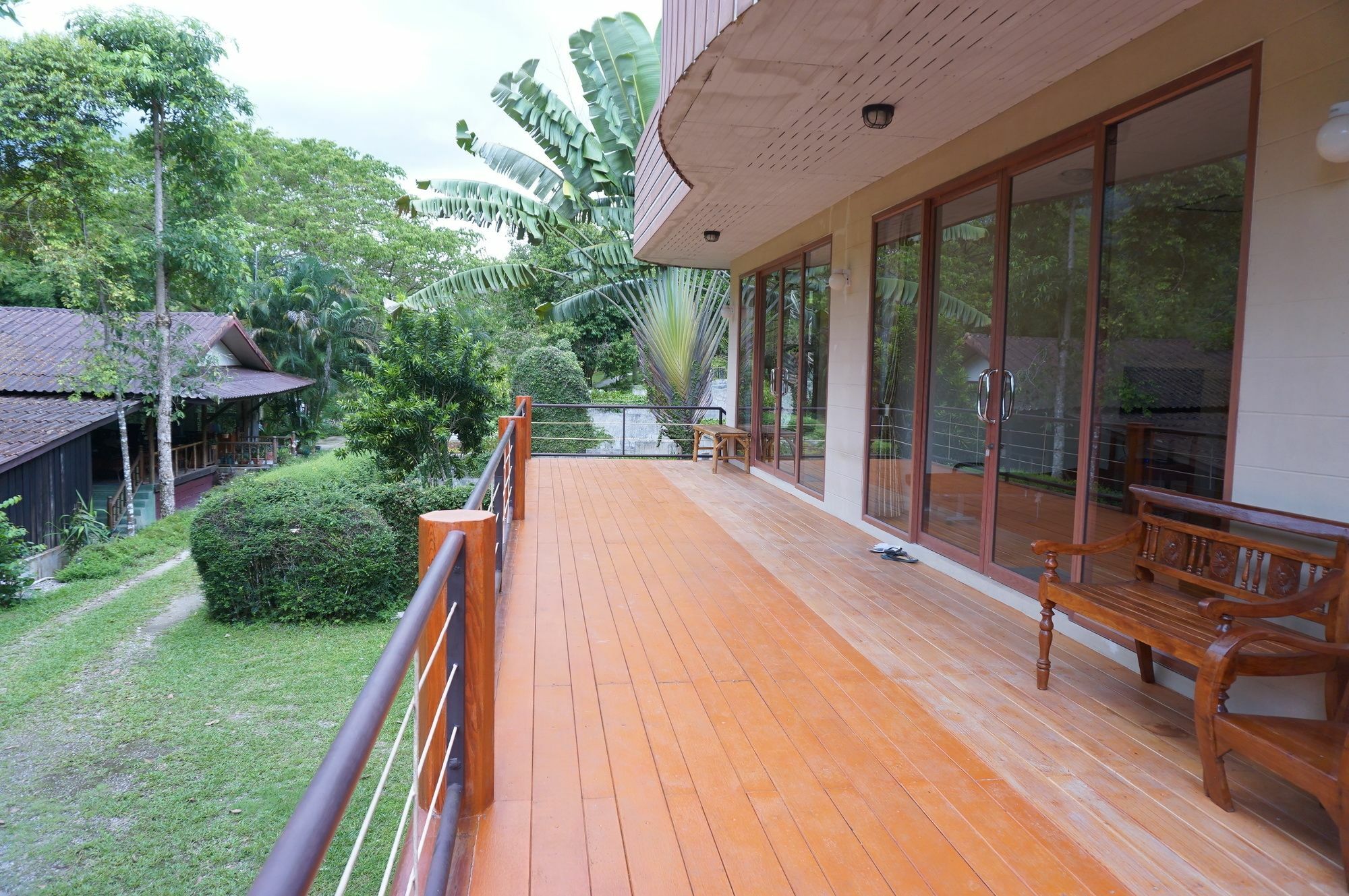 Smallville Resort Ranong Bagian luar foto