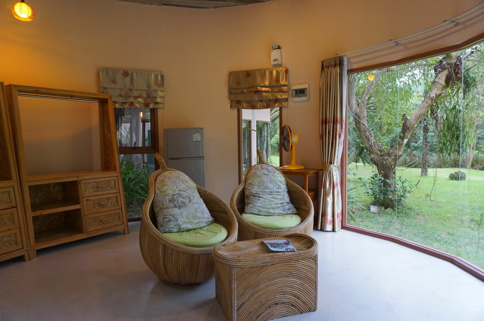 Smallville Resort Ranong Bagian luar foto